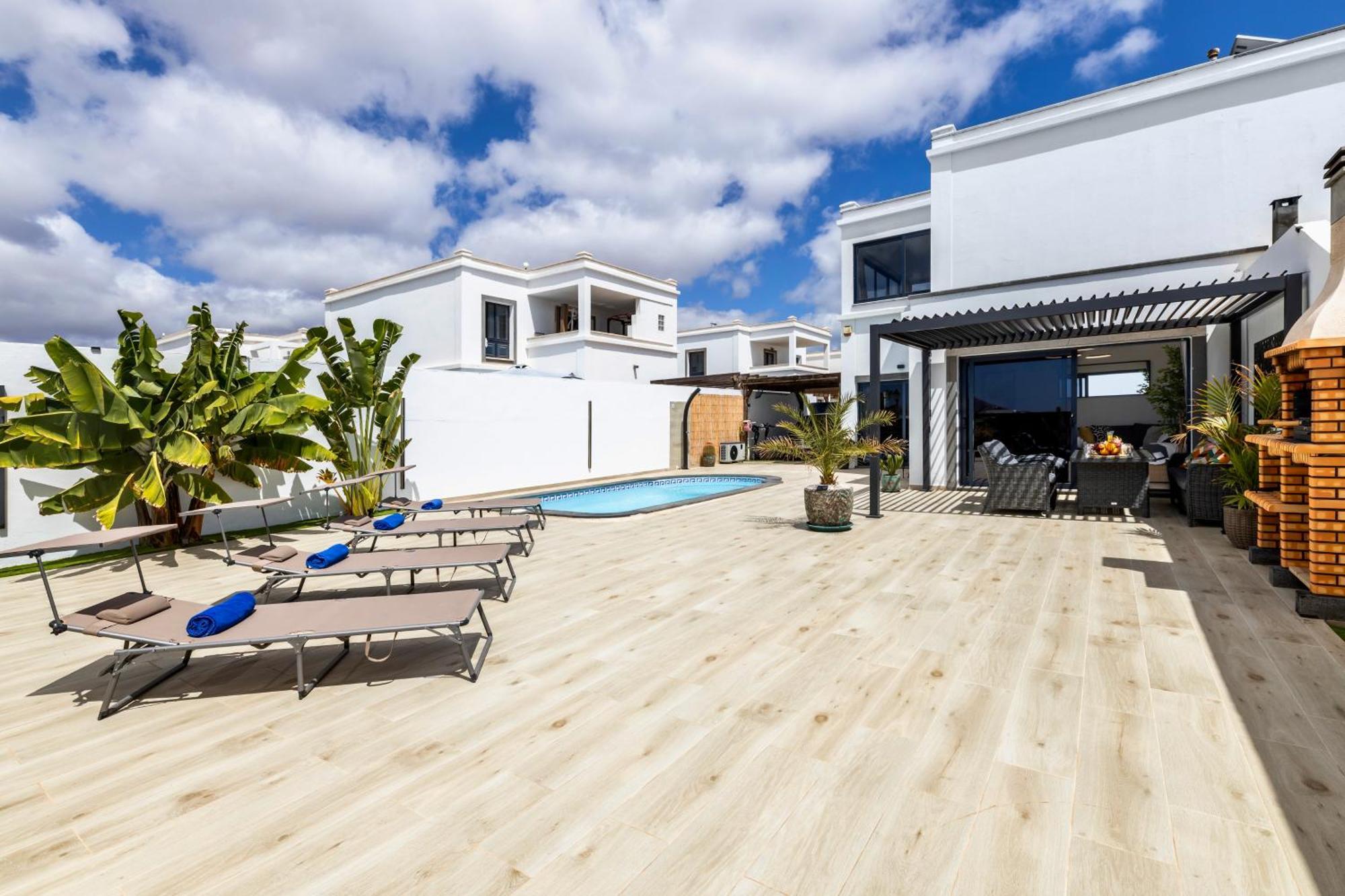 Villa Playa Blanca - Heated Pool, Aircon מראה חיצוני תמונה